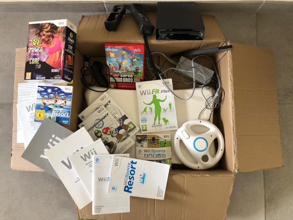 Wii balance board pakket met toebehoren en games, Ophalen of Verzenden, Zo goed als nieuw, Met stuurtje