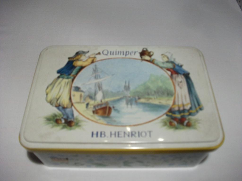 Boîte à biscuits Quimper H.B. Henriot - en bel état, Collections, Boîte en métal, Utilisé, Biscuits, Autres marques, Enlèvement ou Envoi