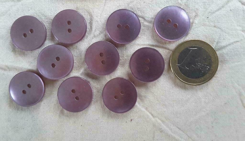 lot de 10 boutons 18 mm mauve 2 trous B18102, Enlèvement ou Envoi, Neuf, Bouton ou Boutons