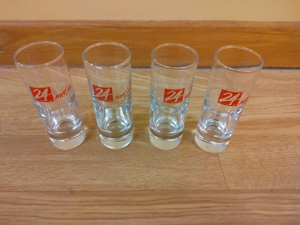 6 glaasjes voor aperitiefhapjes (2 soorten), Ophalen of Verzenden, Zo goed als nieuw