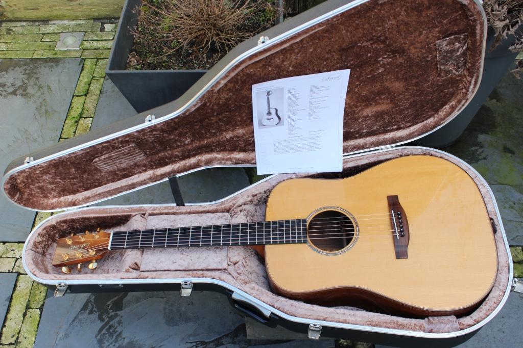 Lakewood D-46 custom semi/akoest1995 inruil bespreekbaar, Enlèvement, Comme neuf, Guitare Western ou Guitare Folk, Avec valise