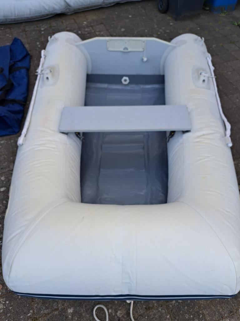 Bijboot Plastimo 220H, Watersport en Boten, Ophalen, Zo goed als nieuw