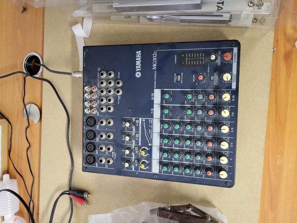 Yamaha MG 102C table de mixage, Enlèvement, Comme neuf
