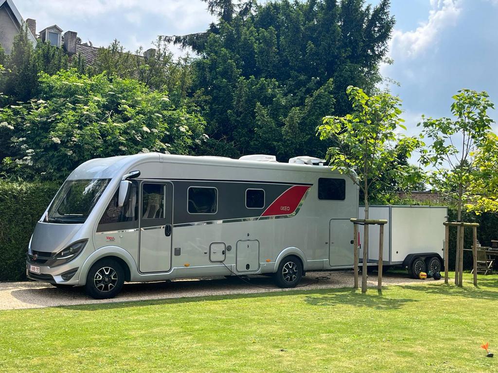 Bürstner Ixeo 728i Integraal Camper, Caravans en Kamperen, Mobilhomes, Particulier, Integraal, Bürstner, Mercedes, Diesel, 7 tot 8 meter