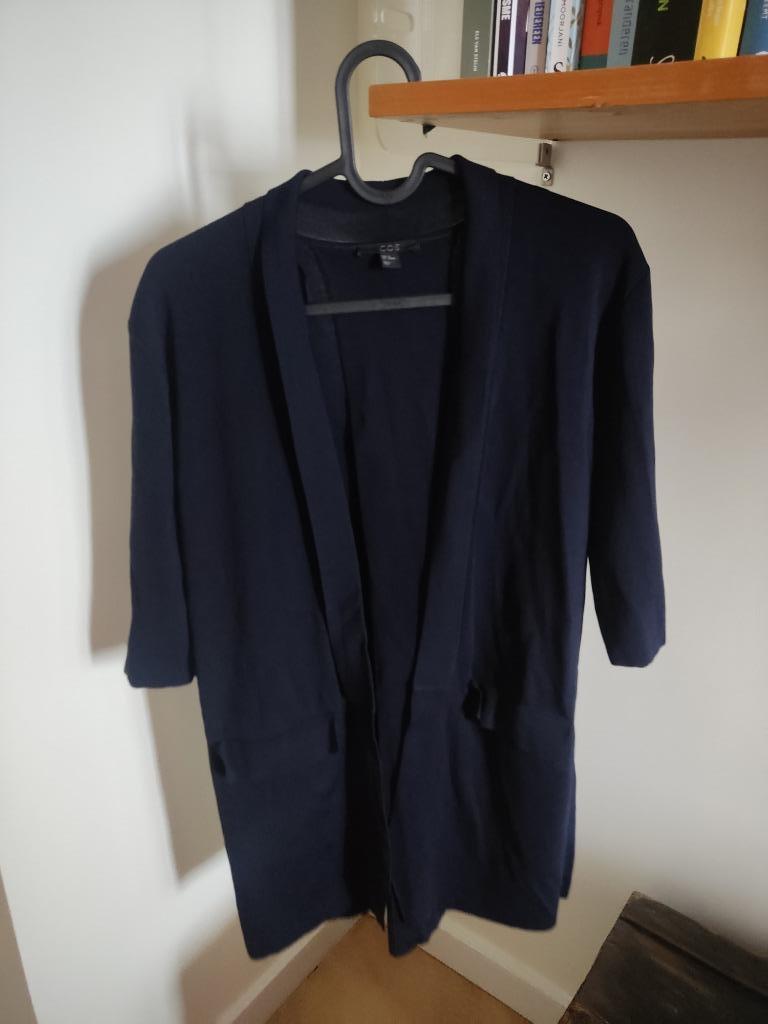 Marineblauwe vest van Cos, Blauw, Ophalen of Verzenden, Zo goed als nieuw, Maat 34 (XS) of kleiner