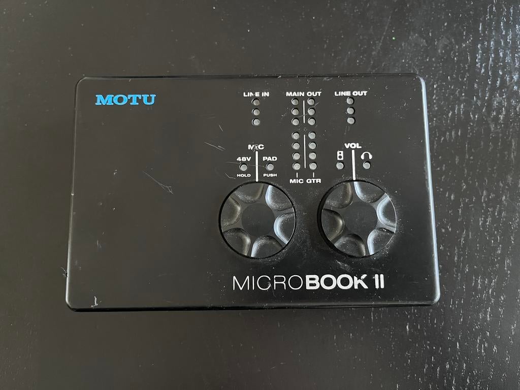 Motu micro book II, Enlèvement, Utilisé