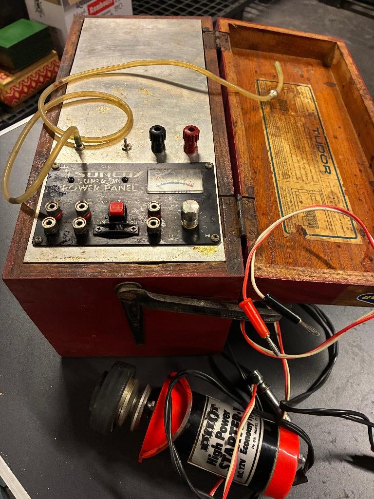 Motorstarter kit voor modelbouw, Enlèvement ou Envoi, Utilisé, Avion, Autres marques