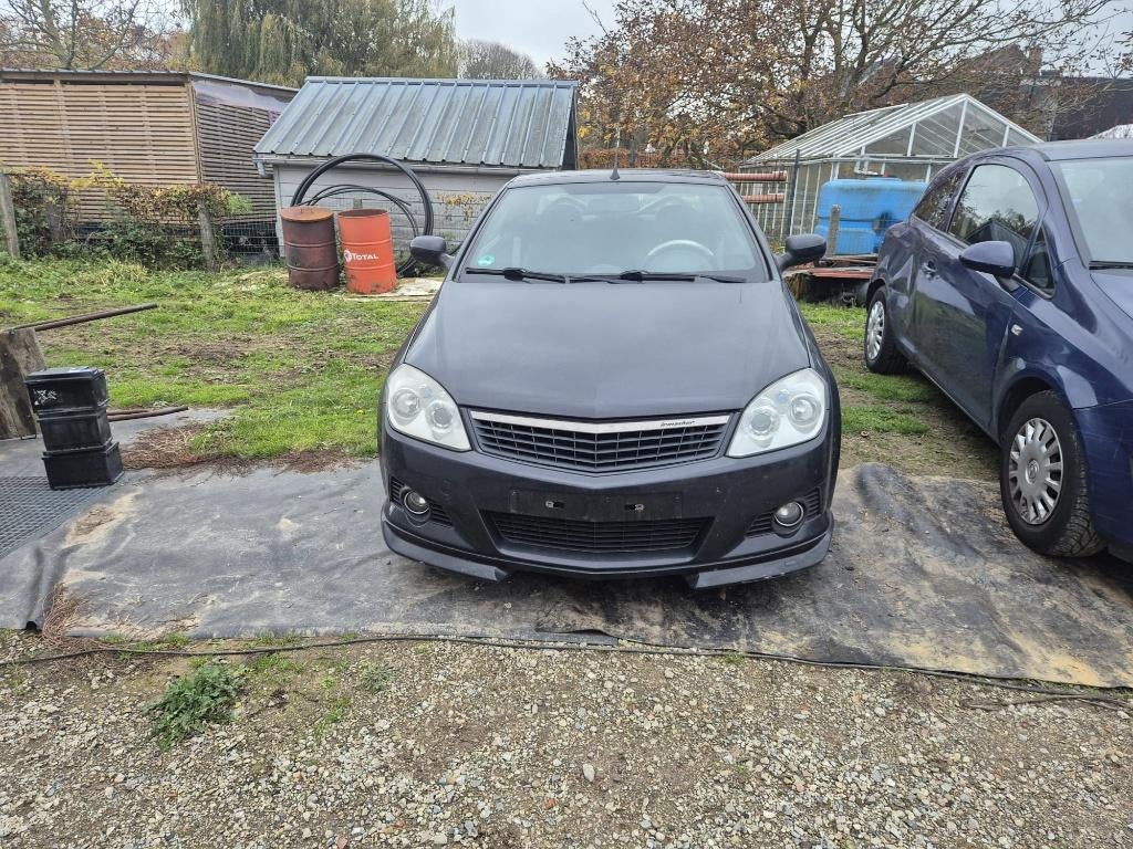 Opel Tigra, Auto's, Voorwielaandrijving, Zwart, 4 cilinders, Leder en Stof
