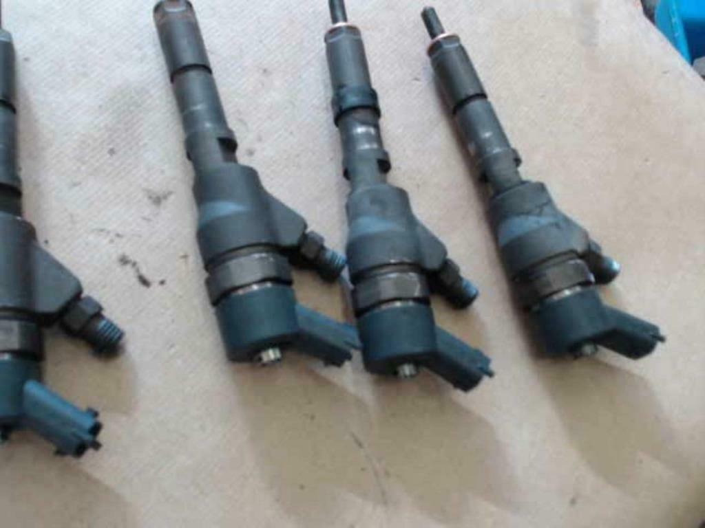 injecteur psa  2.0hdi 80 kw    0445110076, Ophalen, Peugeot