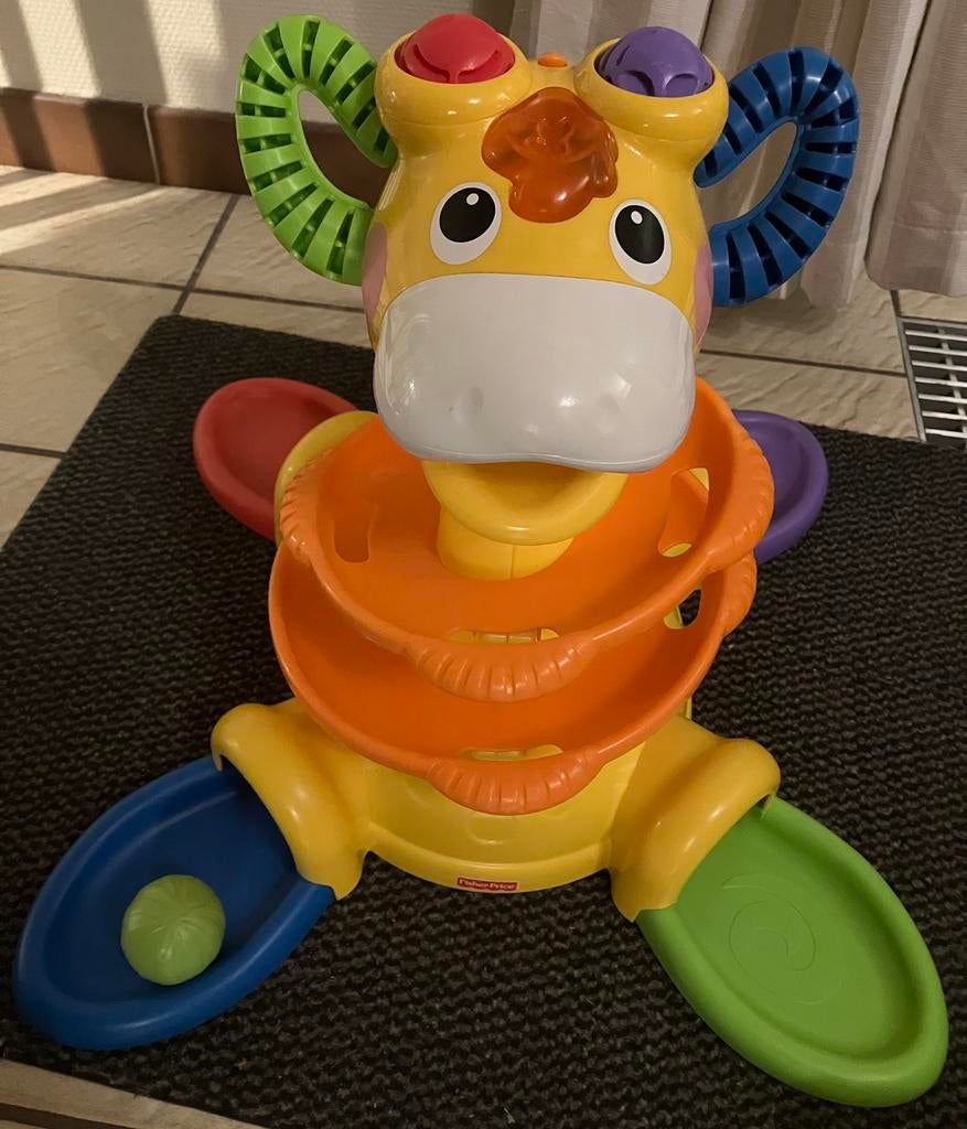 Tourballon girafe Fisher-Price, Enfants & Bébés, Jouets | Fisher-Price, Utilisé