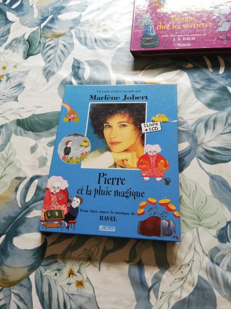 Livre+CD Pierre et la pluie magique. Marlene Jobert., Livres, Enlèvement ou Envoi, Comme neuf