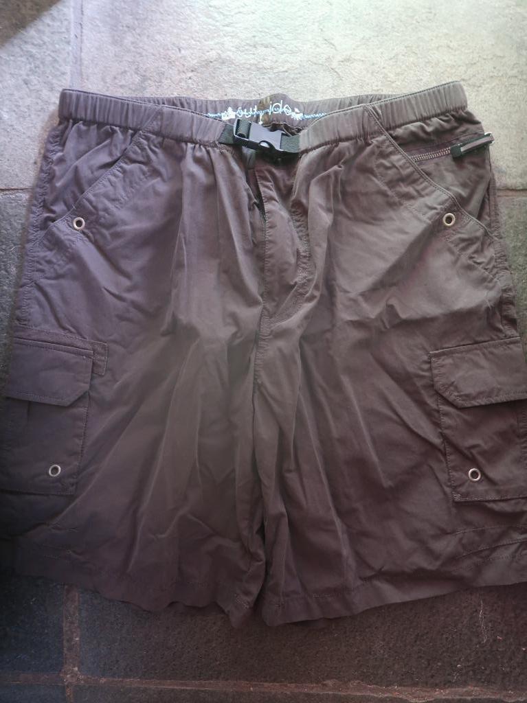 korte broek elastiek in de taille en veel zakken maat 50B, Kleding | Heren, Ophalen, Zo goed als nieuw, Maat 48/50 (M), Outside