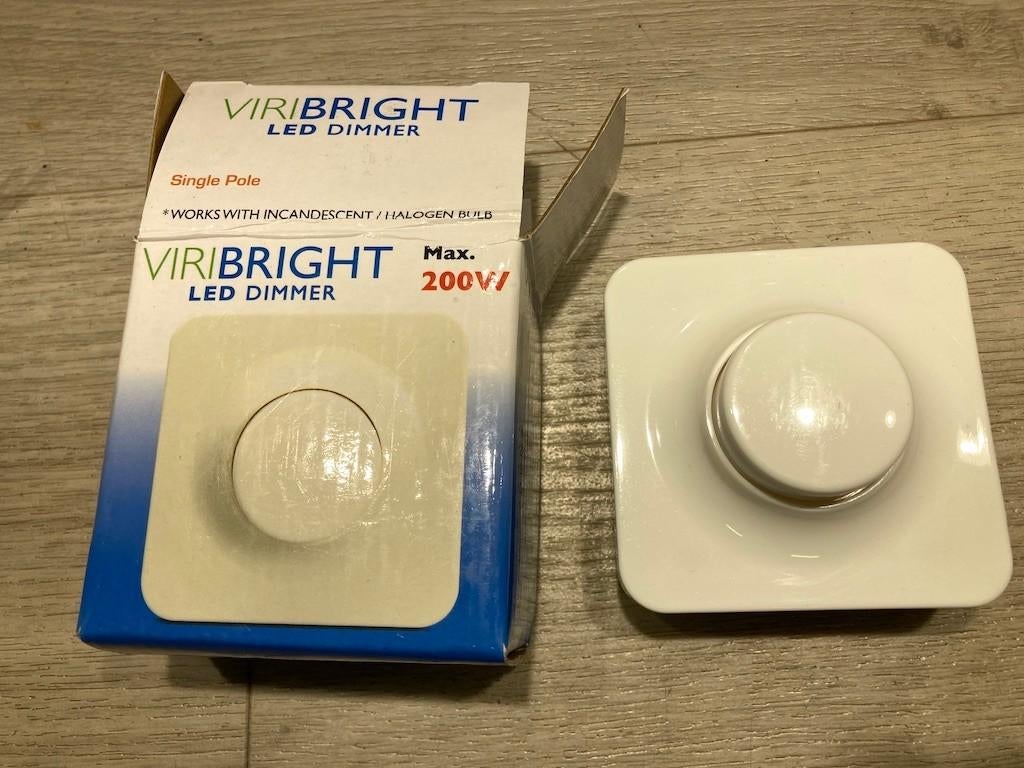 Interrupteur /dimmer pour LED, Enlèvement ou Envoi, Neuf, LED