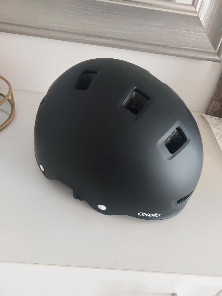 Casque Décathlon noire, Enlèvement