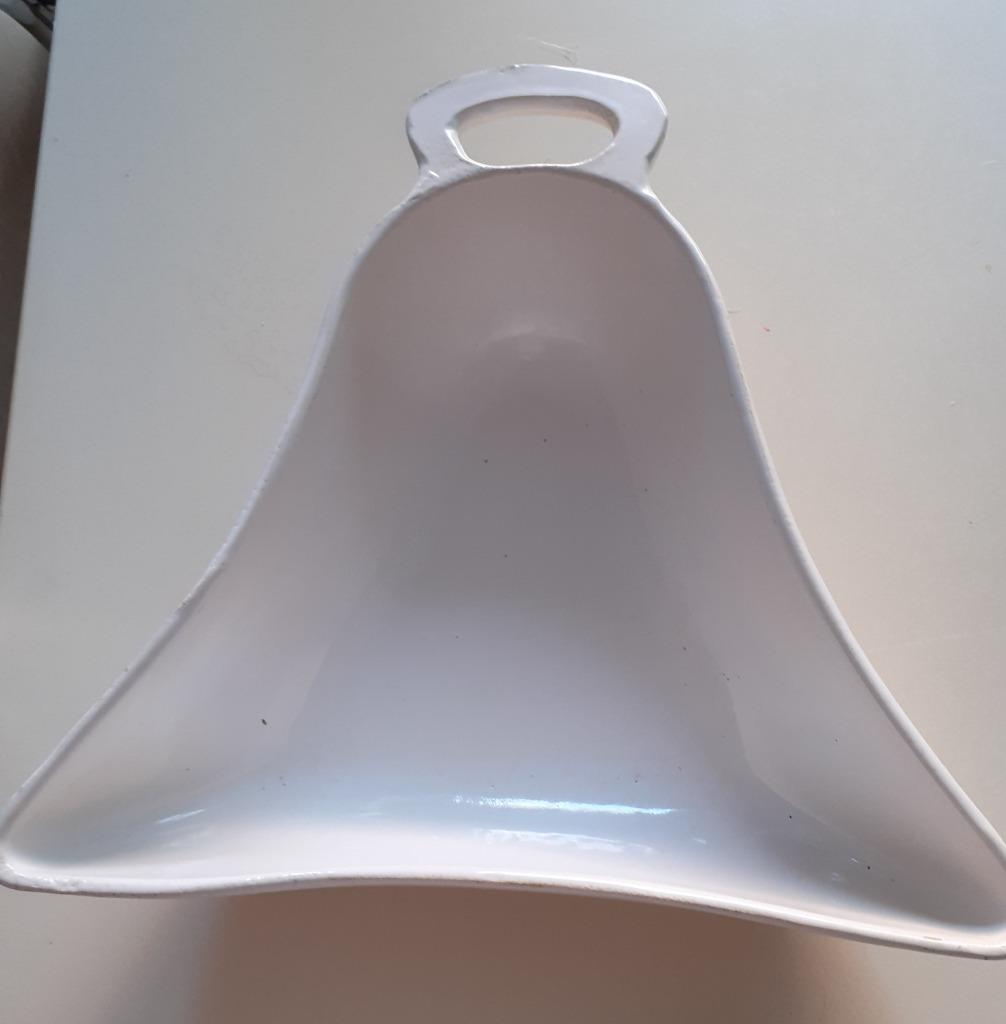 grand plat en terre cuite en forme de CLOCHE de PÂQUES, Ophalen of Verzenden, Gebruikt