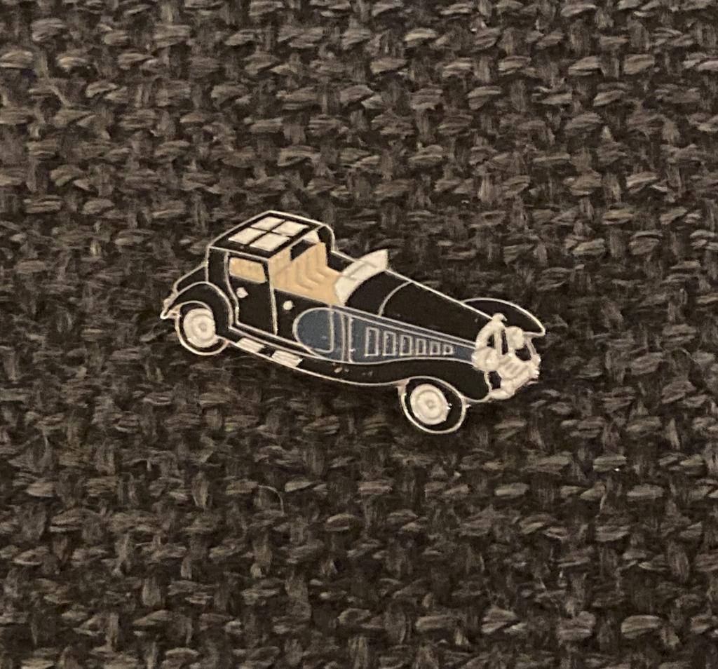 PIN - BUGATTI ROYALE - AUTO - VOITURE - CAR, Collections, Envoi, Utilisé, Transport, Insigne ou Pin's