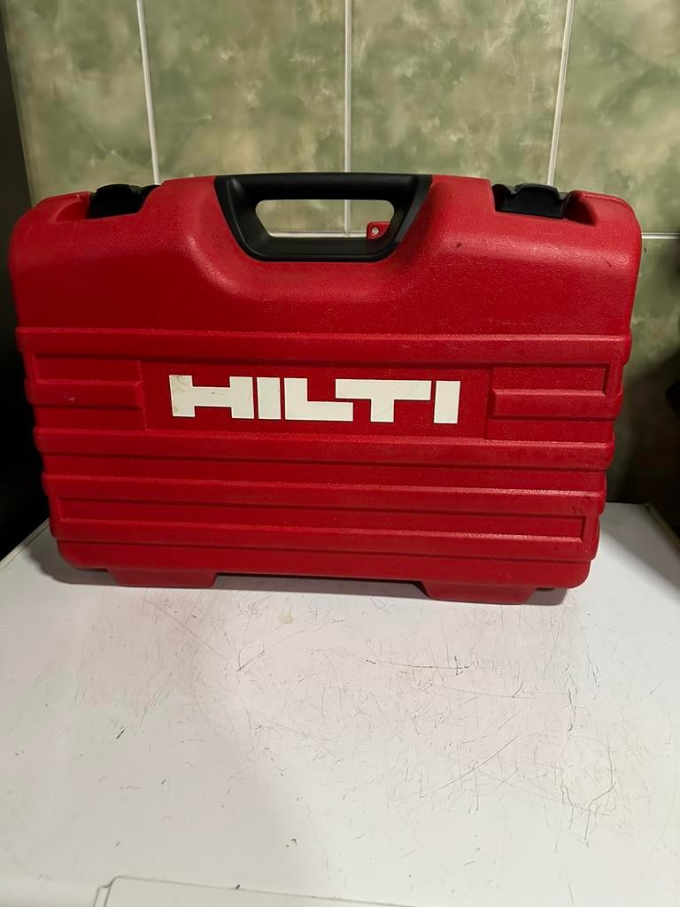 Scie circulaire Hilti SCM 22-A disque pour métal état comme, 600 à 1200 watts, 30 à 70 mm, Enlèvement, Scie circulaire