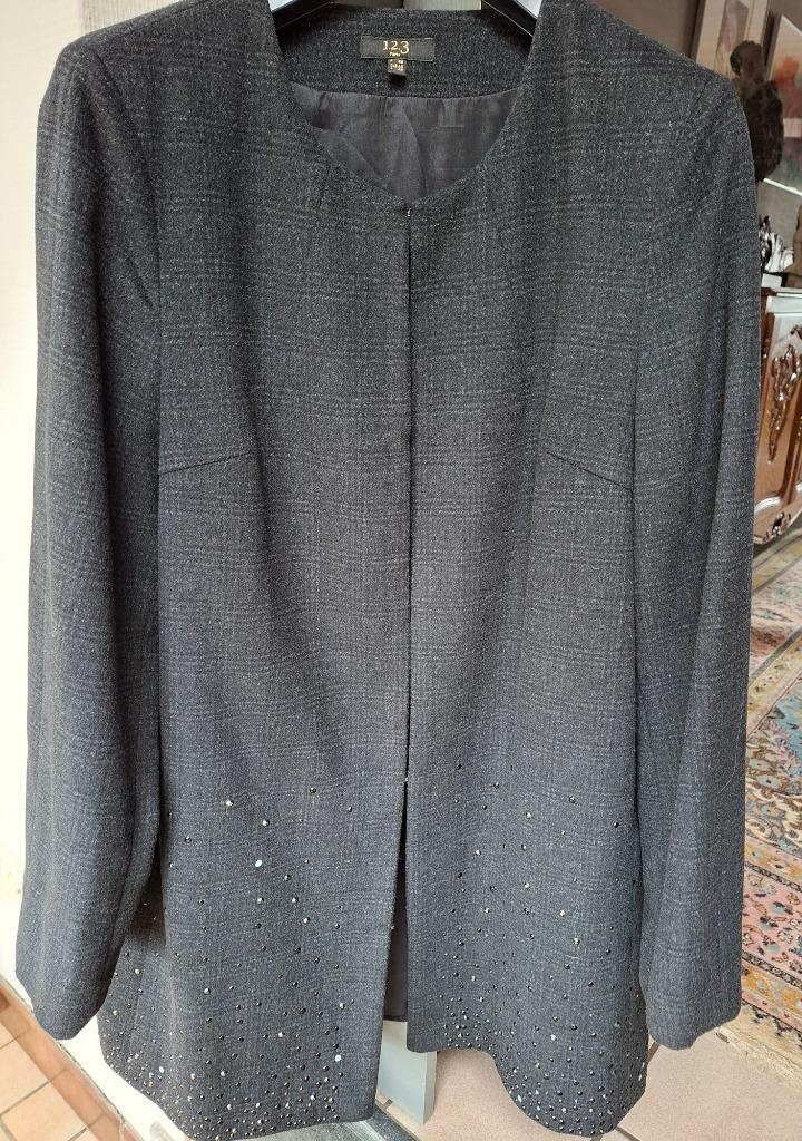 mooie nieuwe klasse jas merk1 2 3  maat 44/46 met of Z. pels, Zwart, Maat 42/44 (L), Nieuw, Ophalen of Verzenden