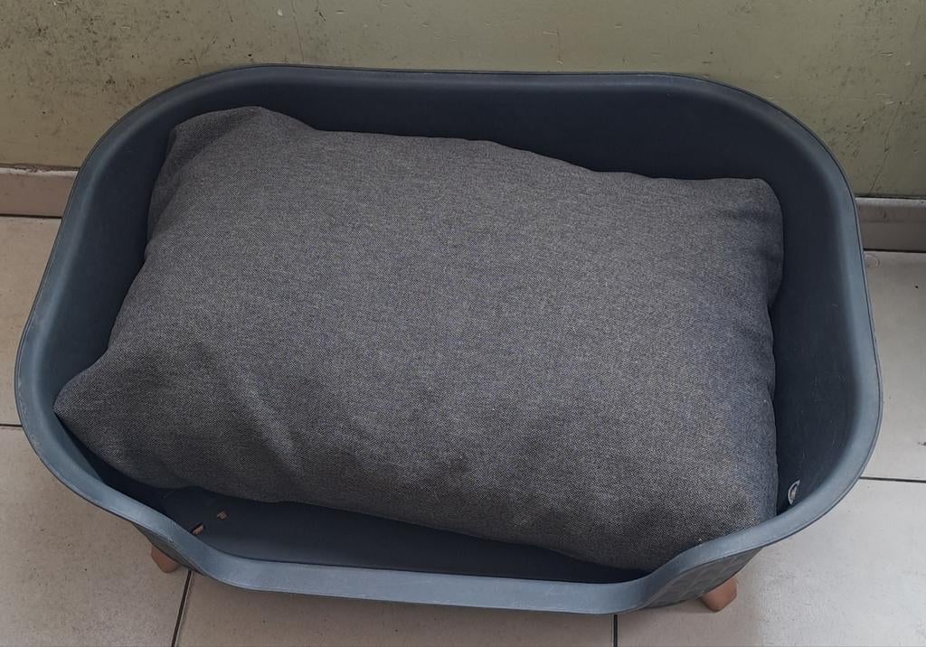 Honden mand met kussen, Enlèvement, Comme neuf