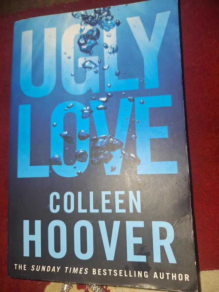 Ugly love - Colleen Hoover, Boeken, Ophalen of Verzenden