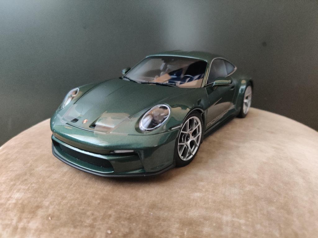Porsche 911 S/T 2023 Norev 1:18e neuve, en boîte., Enlèvement ou Envoi, Neuf, Voiture, Norev