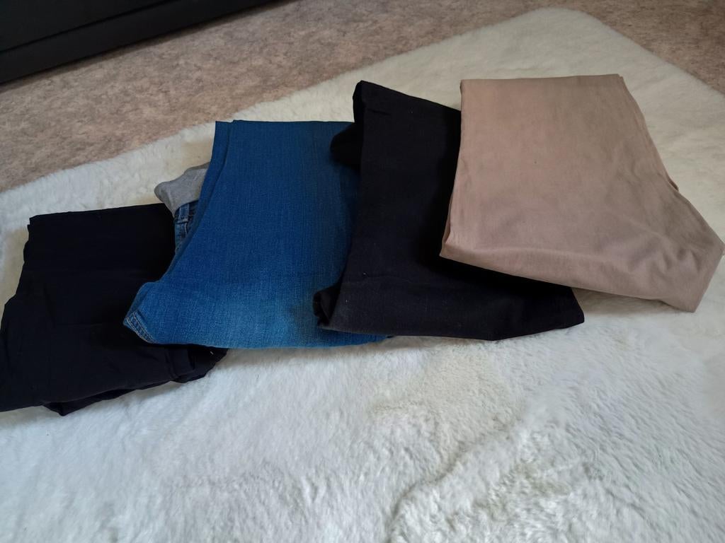 Pantalon de grossesse taille M, Enlèvement, Comme neuf