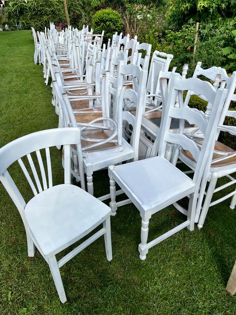 Chaises en bois peints en blanc, Maison & Meubles, Enlèvement, Utilisé, Bois, 75 cm ou plus