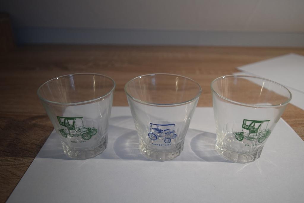 Verres de collection à motifs voitures anciennes, Enlèvement, Comme neuf, Autres types