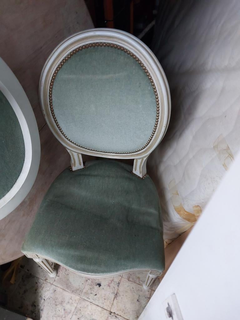 4 antieke stoelen in groene en grijze kleuren, Antiek en Kunst, Ophalen of Verzenden