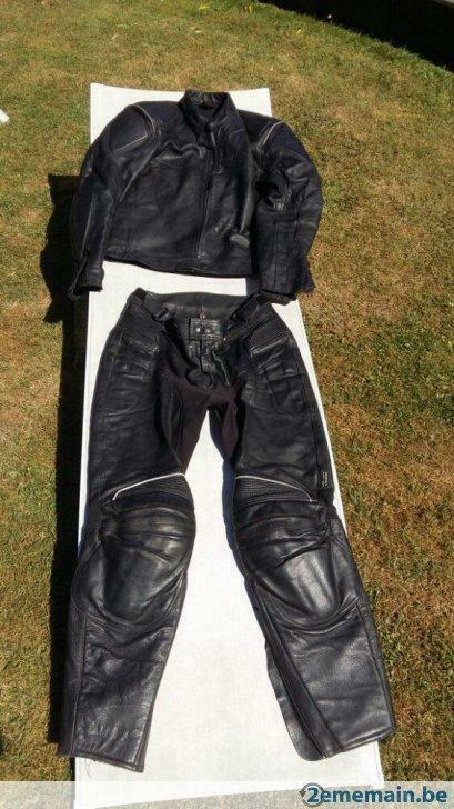Ensemble pantalon et veste de moto en cuir., Motos, Enlèvement