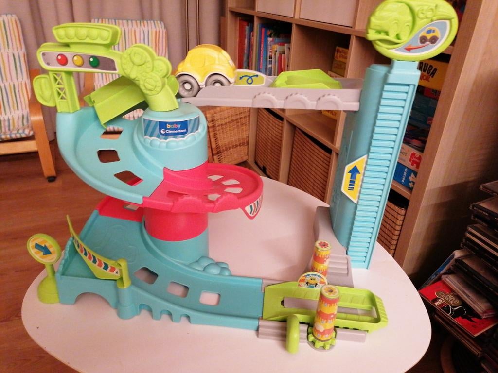 Garage van Clementoni, Kinderen en Baby's, Ophalen