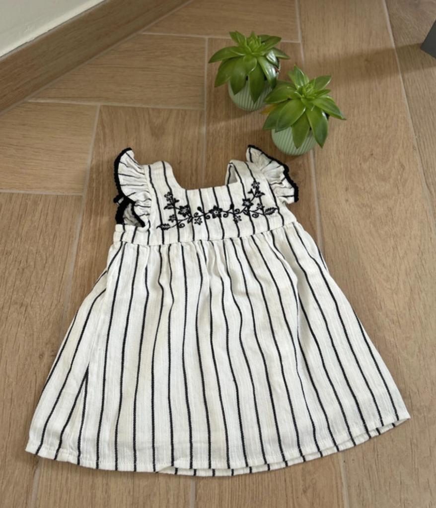 Kleedje Primark maat 68, Enfants & Bébés, Vêtements de bébé | Taille 68, Robe ou Jupe, Enlèvement ou Envoi, Comme neuf, Primark