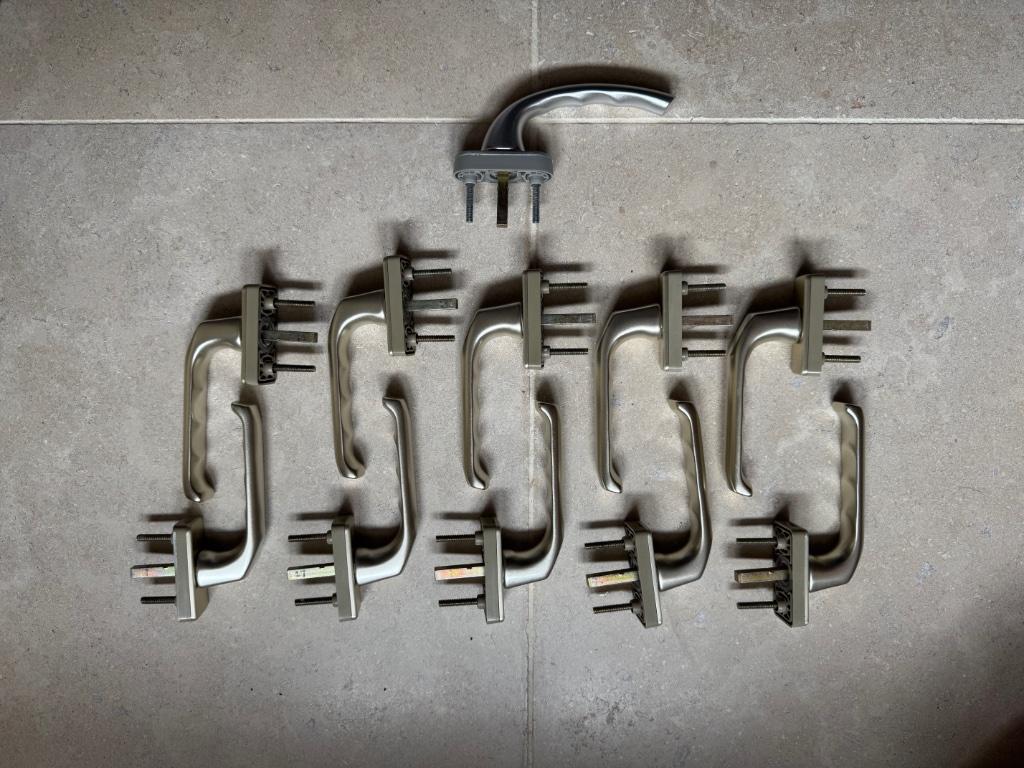 Raamklinken, Doe-het-zelf en Bouw, Gevelraam of Ruit, Minder dan 80 cm, Minder dan 80 cm, Ophalen of Verzenden