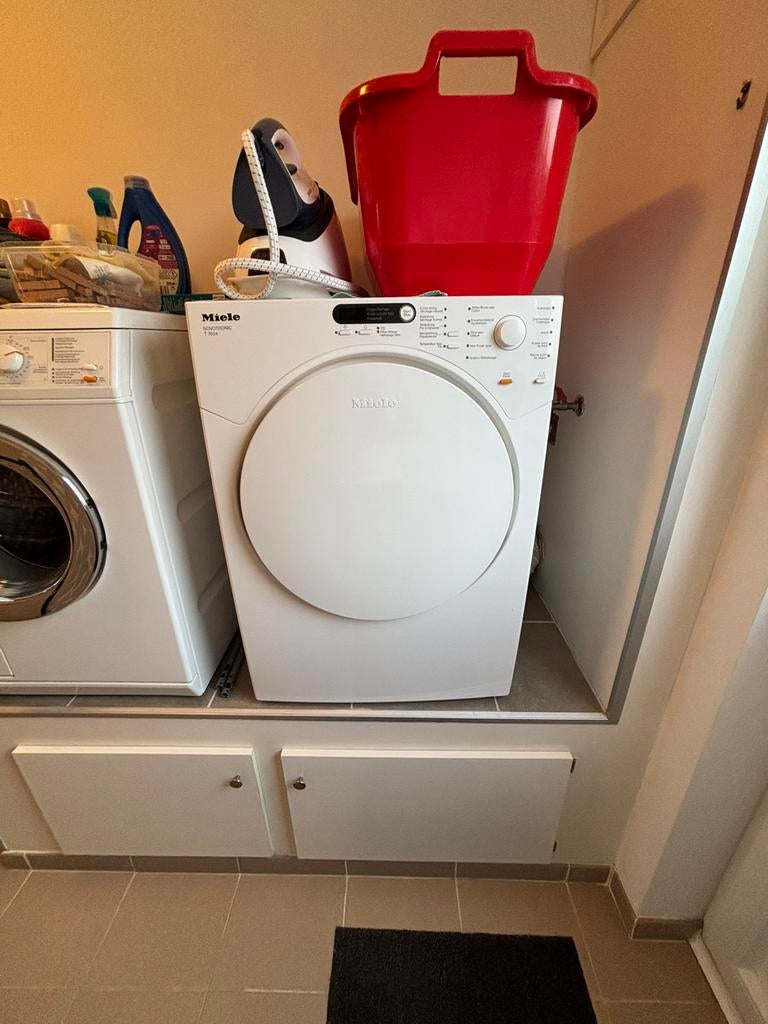 Miele Novitronic T 7634 wasdroger, Elektronische apparatuur, 6 tot 8 kg, Ophalen, Gebruikt, Luchtafvoer