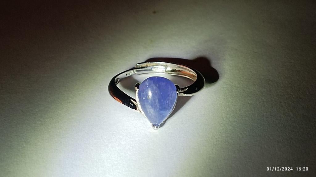 Sterling zilveren ring met natuurlijk tanzaniet, Paars, Nieuw, Ophalen of Verzenden, Met edelsteen