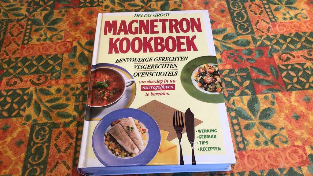 Livre de cuisine micro-ondes (h), Enlèvement ou Envoi, Utilisé