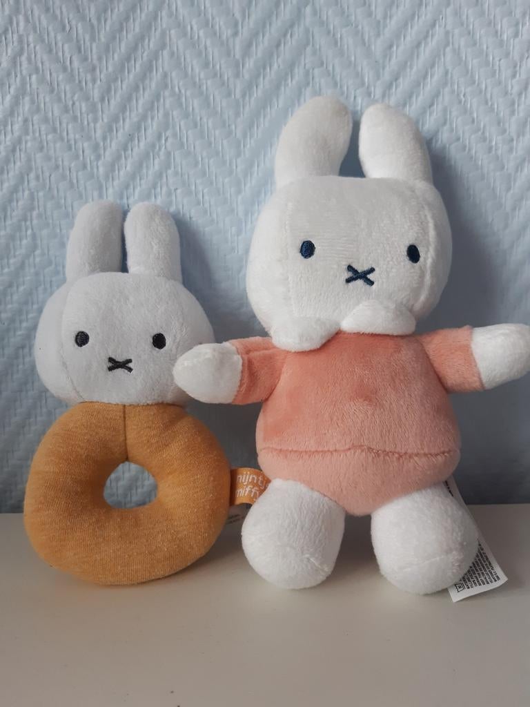 2 leuke Nijntje Miffy knuffels met belletje, Enlèvement, Comme neuf