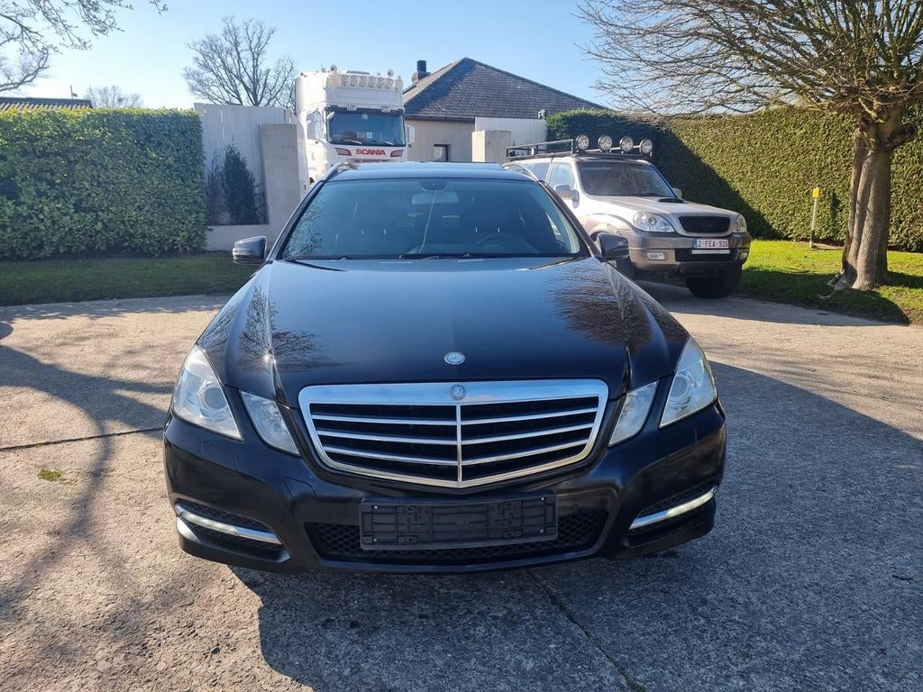 Mercedes e 200cdi, Auto's, Euro 5, Achterwielaandrijving, Zwart, Leder en Stof