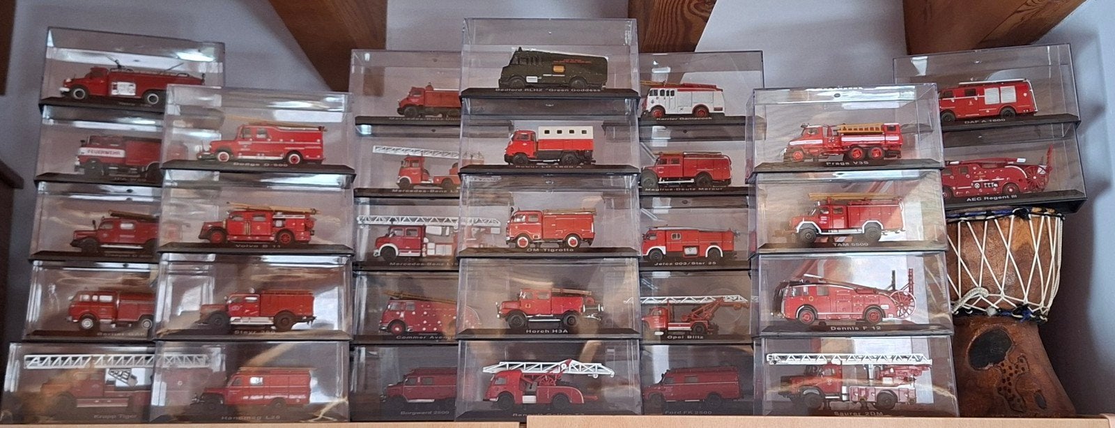 collection de modèles réduits de camions de pompiers, ATLAS, Collections, Enlèvement ou Envoi, Comme neuf, Voitures