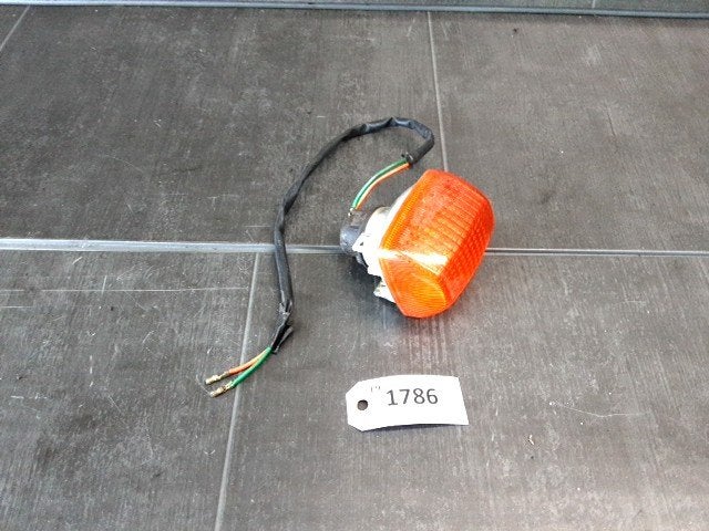 VF500C 1984 - 1985 Honda Pinker D1-58867