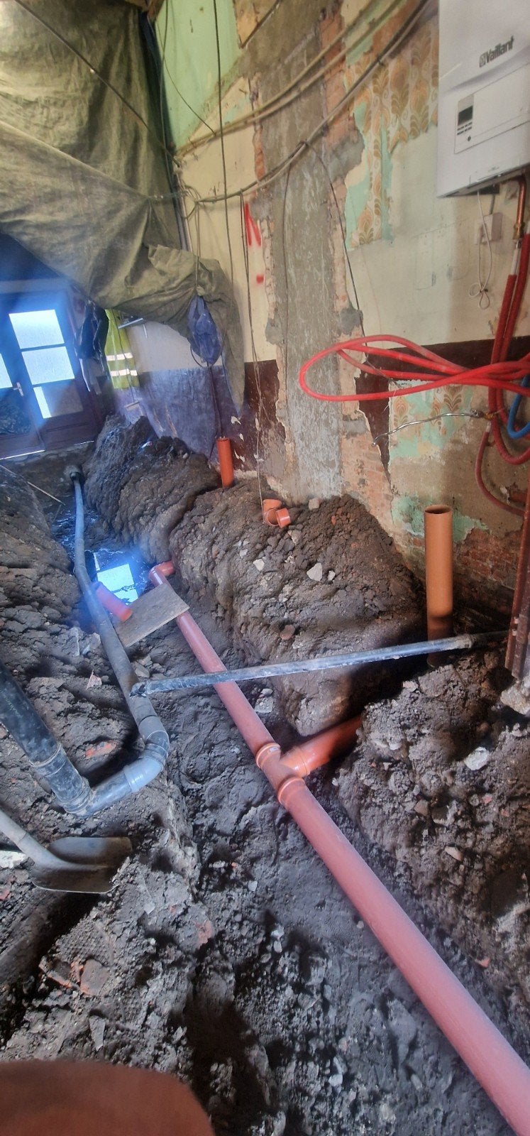 Ruwbouw en bijbouw werken.Ik werken met totaal prijs.