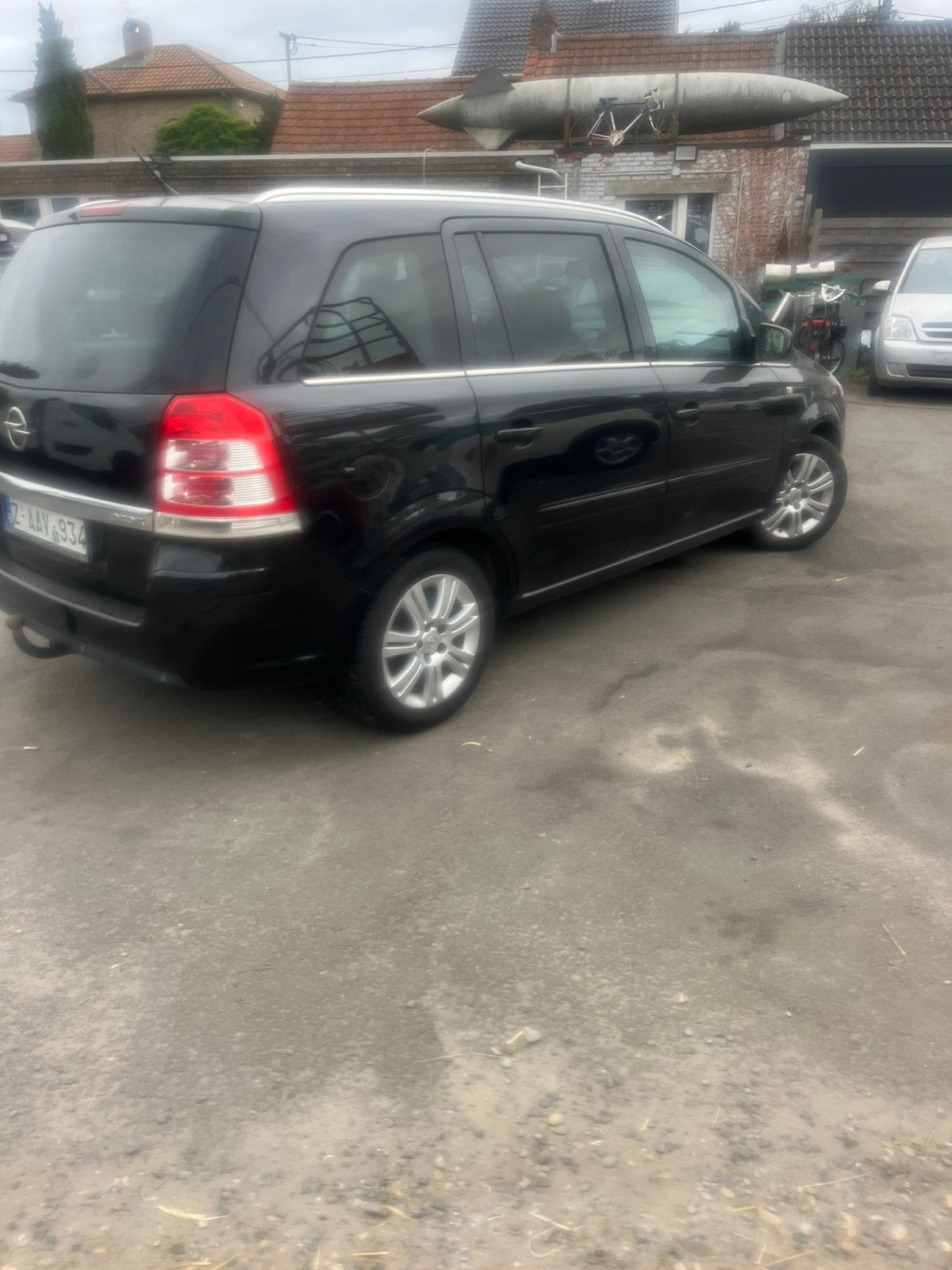 Mooie opel Zafira cosmo 1700 dti, Auto's, Opel, Euro 5, Monovolume, 4 cilinders, Bedrijf
