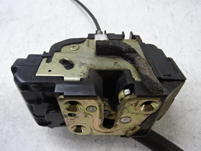 SERRURE DE PORTE AVANT DROITE Nissan Micra (K12), Utilisé, Droite, Nissan