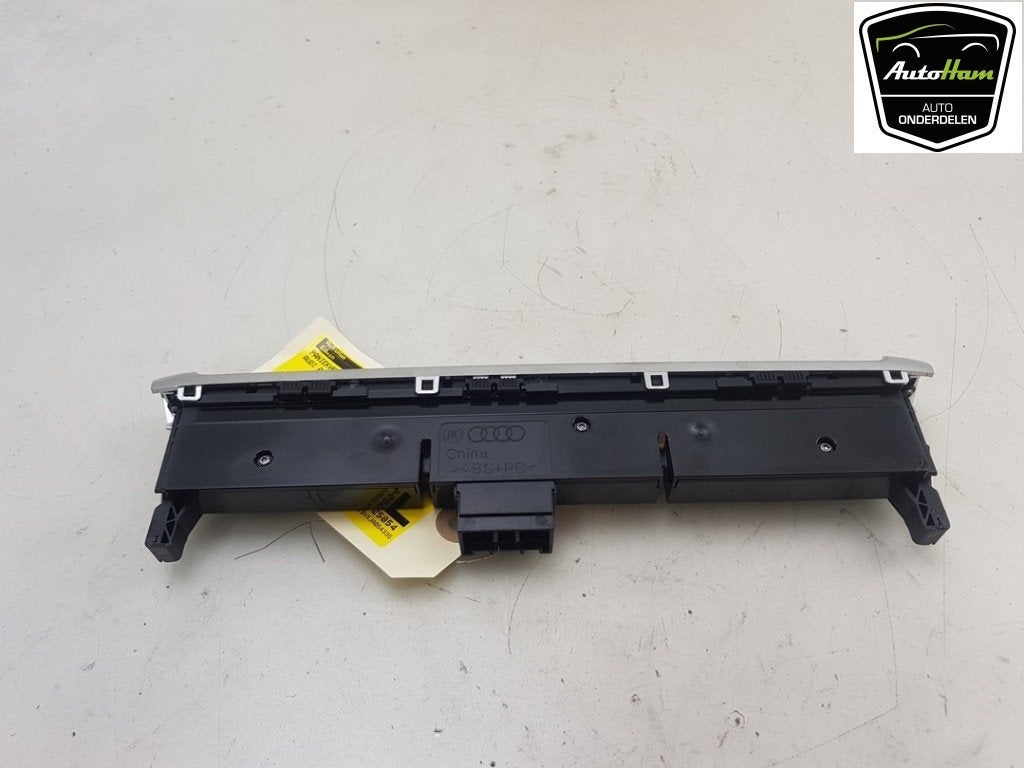 ALARMLICHTEN SCHAKELAAR Audi A3 Sportback (8VA / 8VF), Dhr. J. Ham, Gebruikt, Administratie@autoham.nl, Audi