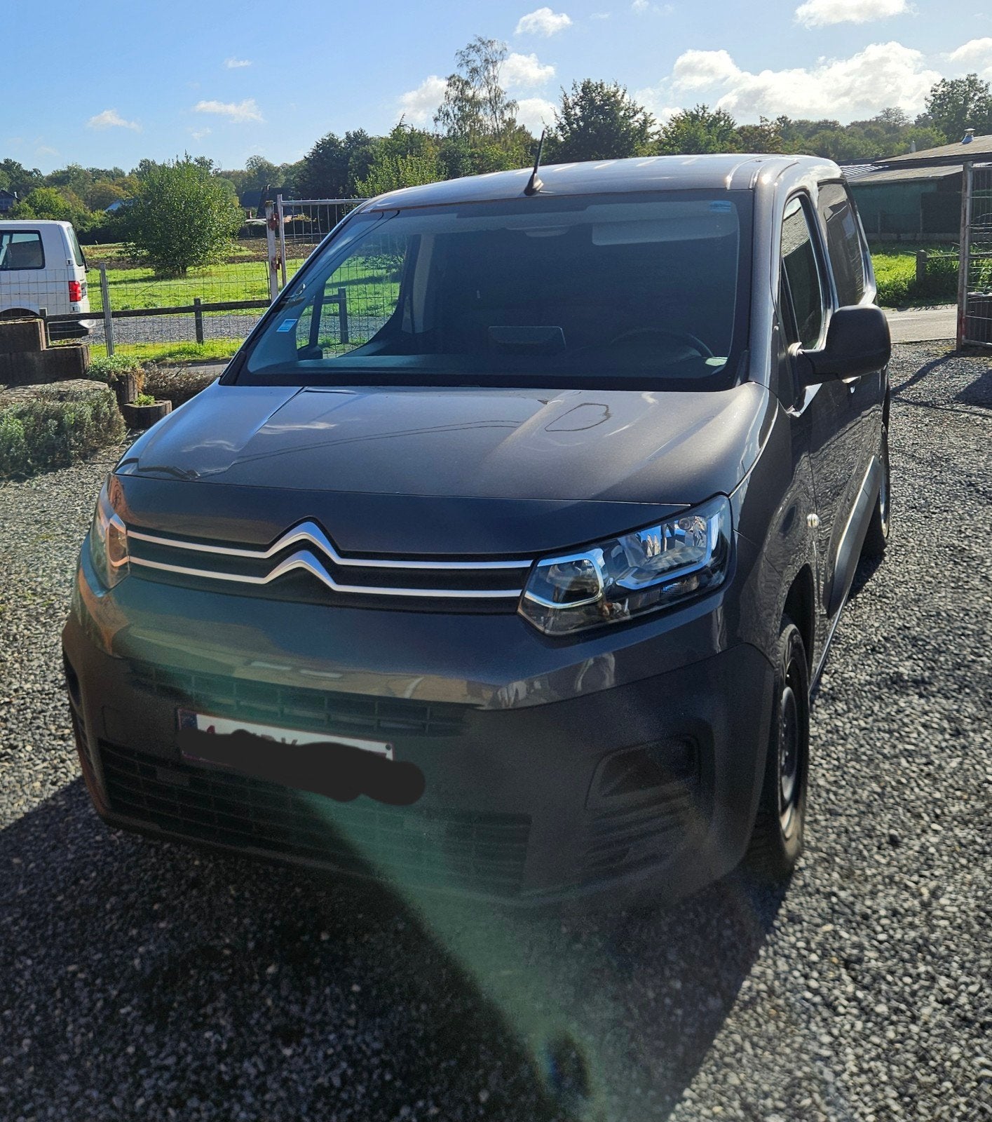 Citroen berlingo 1.2 essence, Autos, Argent ou Gris, Achat, Boîte manuelle, Bluetooth