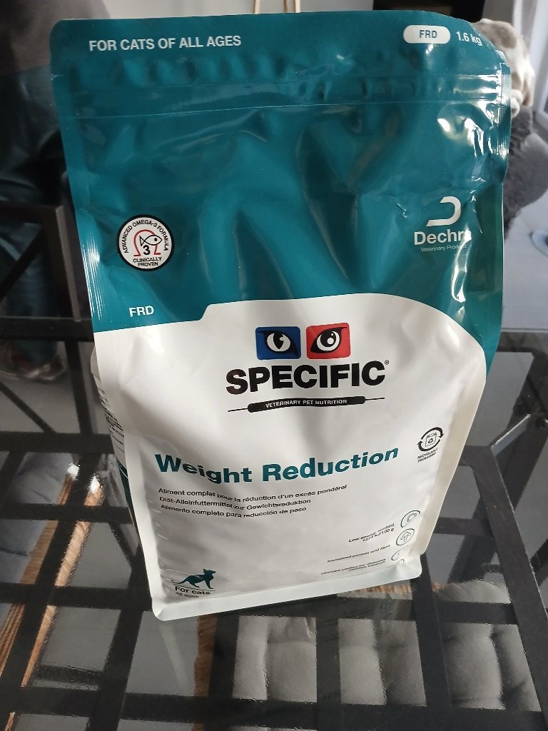 Specific weight reduction, Enlèvement, Chat
