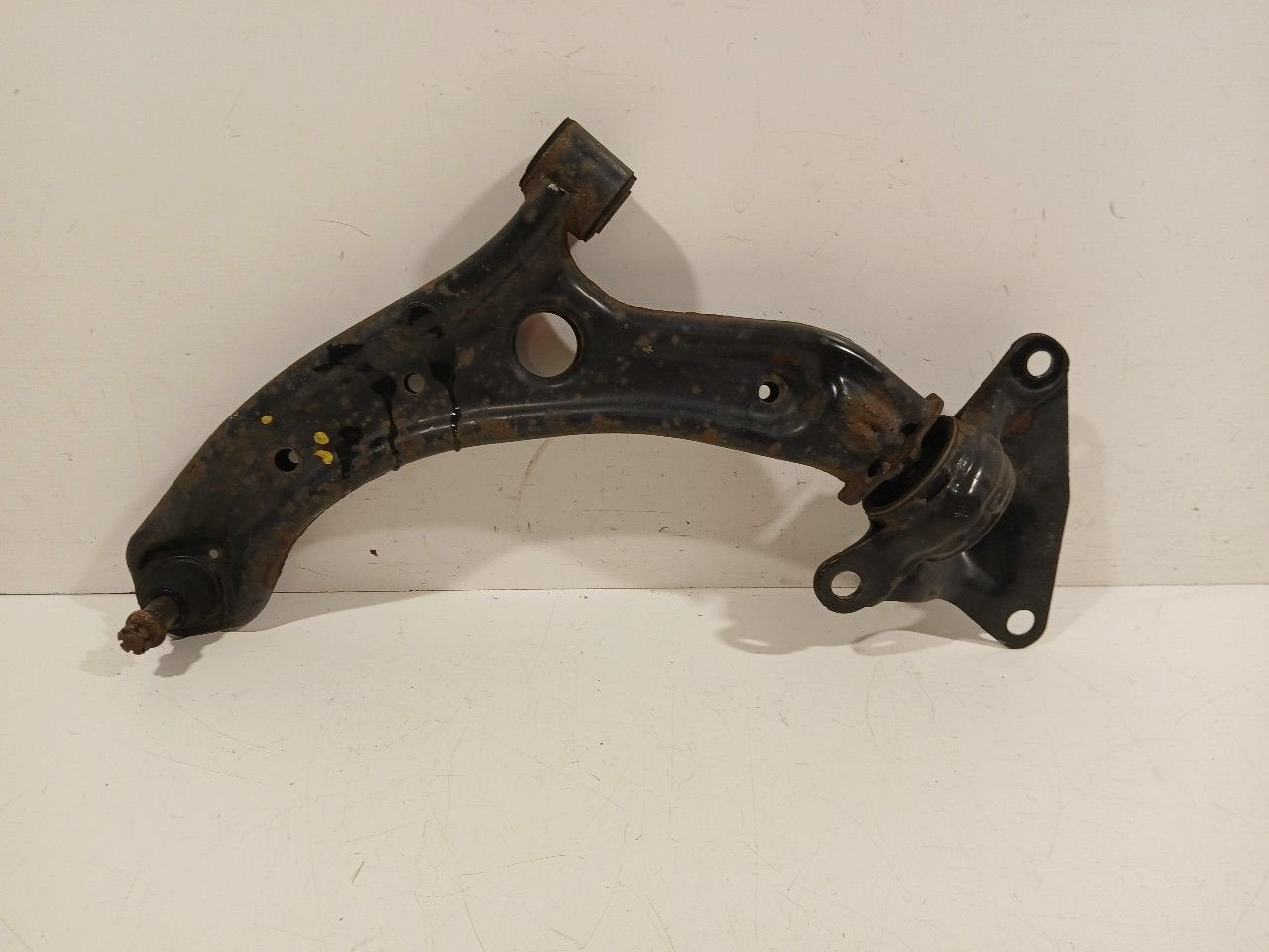 Draagarm links voor Honda Jazz, Onderdelen@venauto.nl, Gebruikt, Ettenseweg 76, 4706 PB Roosendaal, The Netherlands, Herkomst onderdeel bekend