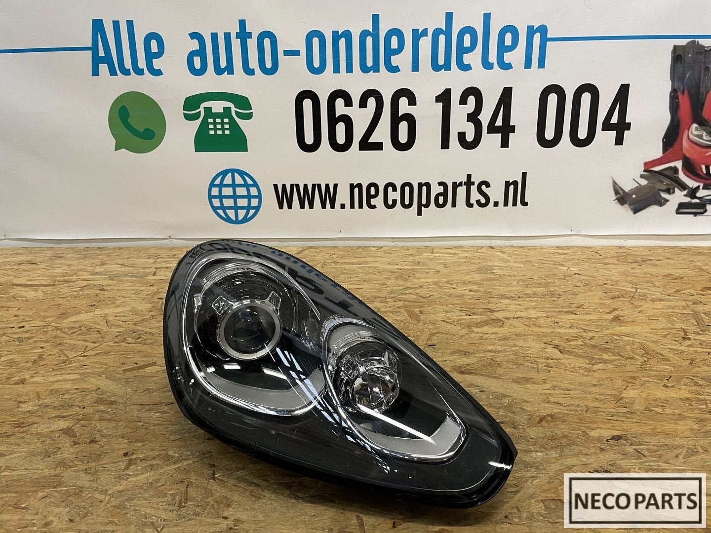 PORSCHE CAYENNE 7P5 XENON KOPLAMP RECHTS COMPLEET 7P5941752G, Gebruikt, -, -, Porsche