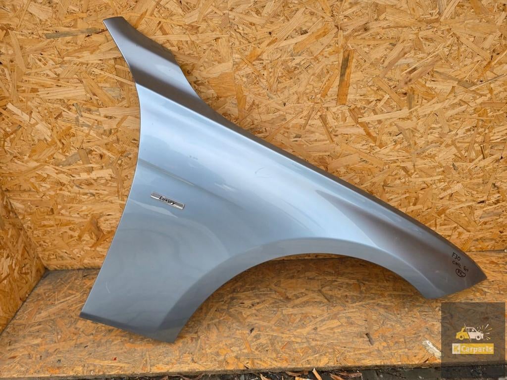 BMW 3 F30 F31 rechtervoorvleugel, Petuelring 130
80788  Munich, DE, Gebruikt, Info@bmw.de, BMW