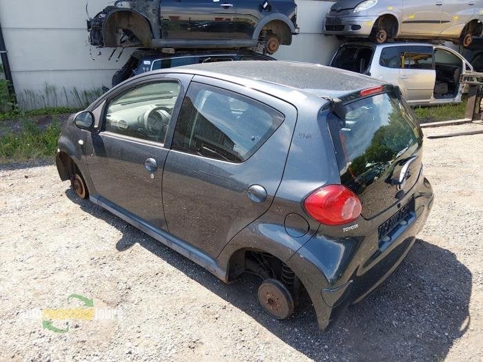 Feu arrière gauche d'un Toyota Aygo, -, -, 3 mois de garantie, Toyota
